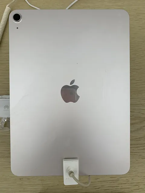 iPad Air (M3)