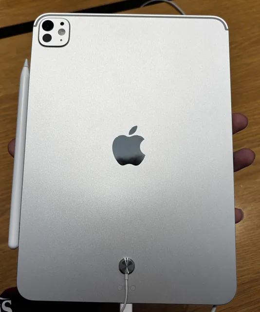 iPad Pro (M5)