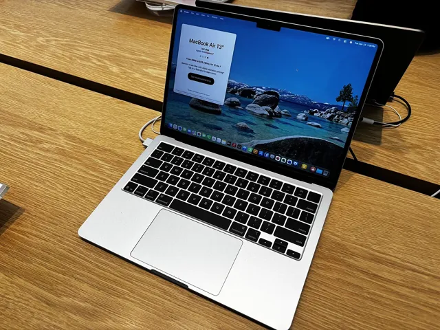 MacBook Air (M4)