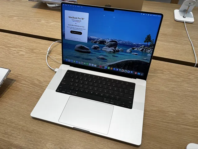 MacBook Pro 16-inch (M4 Pro)