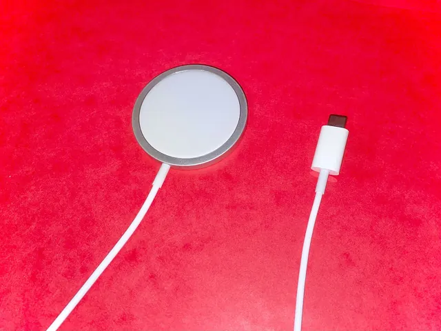 Apple MagSafe Charger